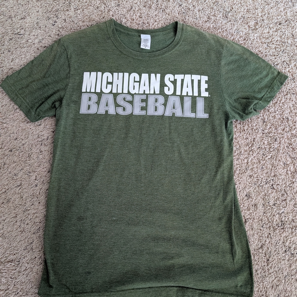 Michigan State Spartan Mens Medium Baseball Green T-Shirt